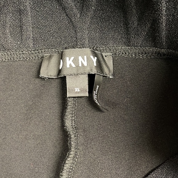 DKNY Logo Waistband Athletic Yoga Pants - Picture 4 of 6